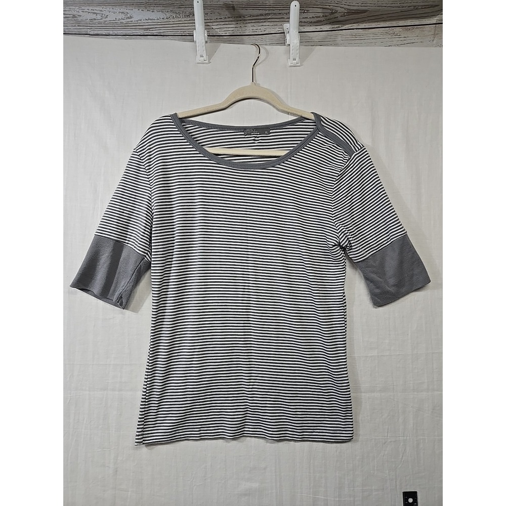 Prana Women's Size XL Striped Gray White Soft Pullover Top Shirt Round Neck Slim